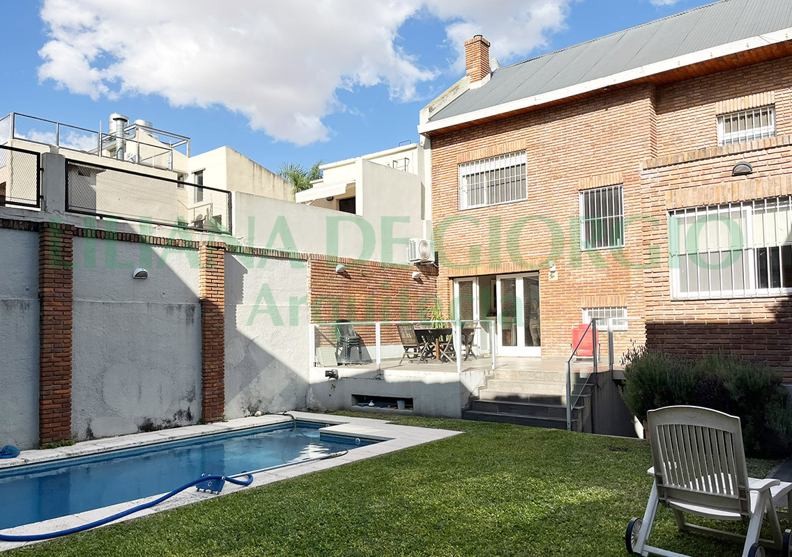 4 Dorm + Dep | Jardín y Pileta | 2 Cocheras